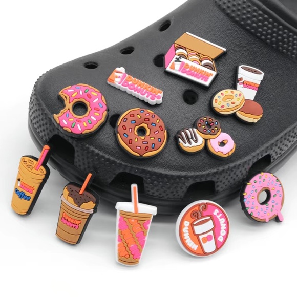 3/$10💥 Dunkin Donuts Pink Donut With Sprinkles Croc Charm - Picture 2 of 2